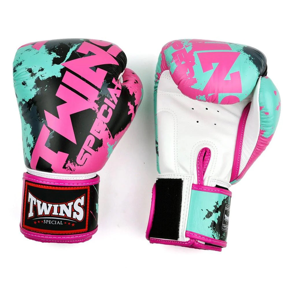 Twins gloves 16oz, Twins gloves for sparring 16oz, Twins gloves for training 12oz, Twins gloves for heavy bag, Twins gloves size guide Twins gloves weight options, Twins boxing gloves for men, Twins boxing gloves for women, Twins gloves 116